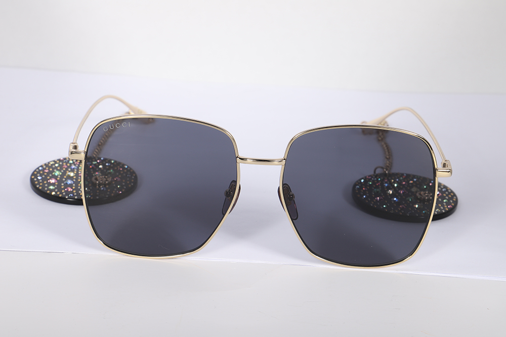 Gucci 706683 I3332 DISCO BALL CHARMS SQUARE Sonnenbrille